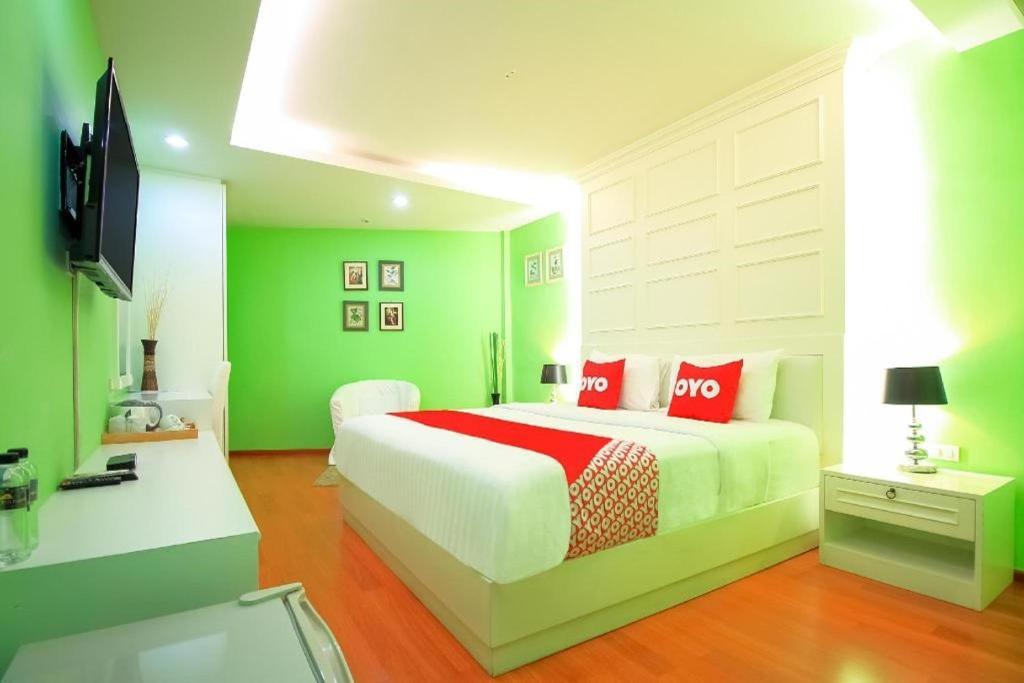 Sabai Dee Minitel Hotel Bangkok Exterior photo